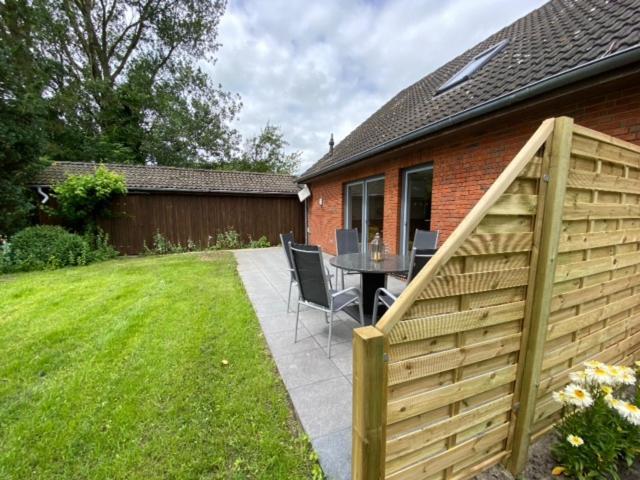 Ferienhaus Mit Garten In Nordseenaehe Langenhorn Bagian luar foto