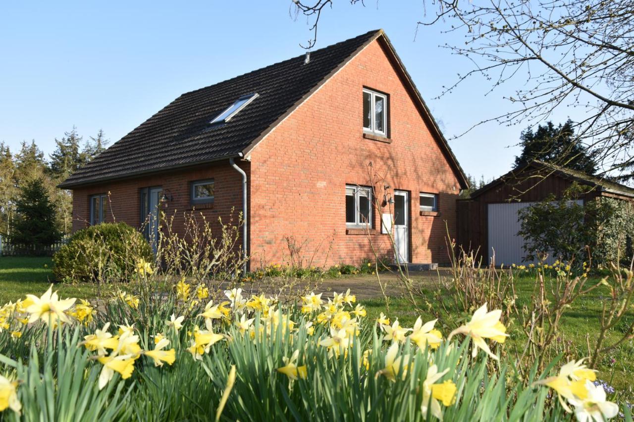 Ferienhaus Mit Garten In Nordseenaehe Langenhorn Bagian luar foto